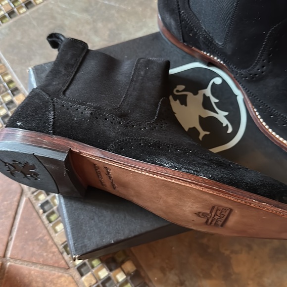 Men Suede Boots ( all year round wear) - Picture 3 of 8